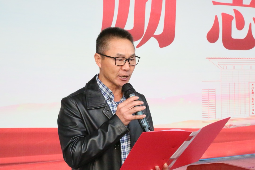 宣布成绩