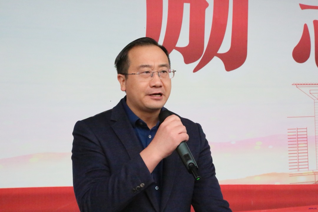 宣读评选结果